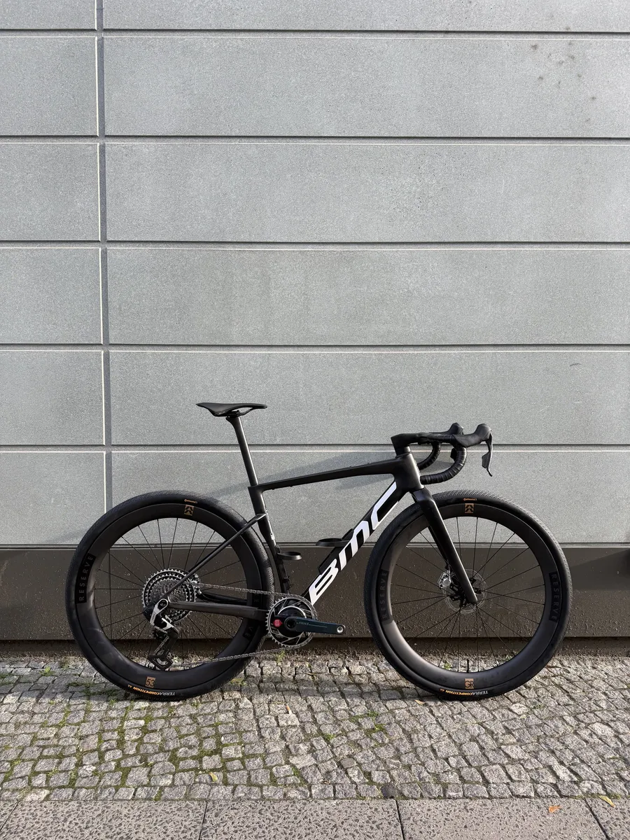 Von VELOROO aufgebautes BMC-Rennrad in Berlin
